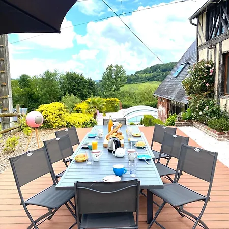 La Bucaille A - Vue - Piscine Chauffee - Confidentielle * Camembert