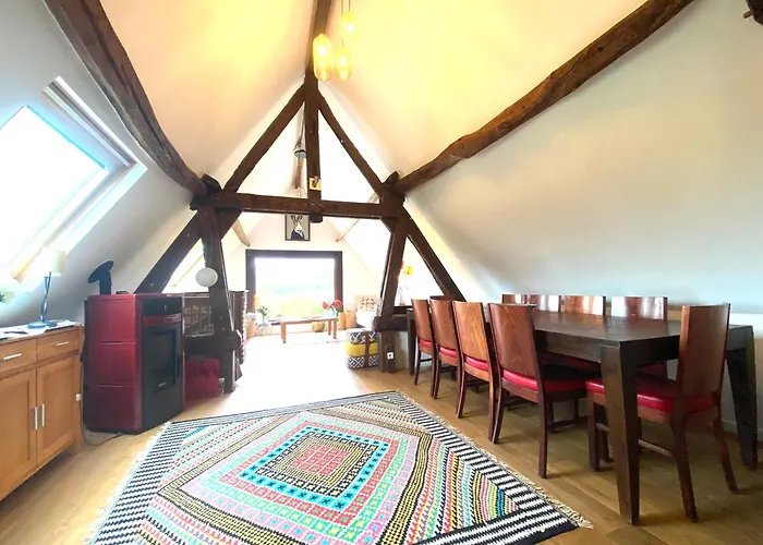 La Bucaille A - Vue - Piscine Chauffee - Confidentielle Camembert