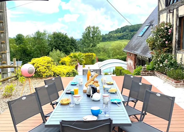 La Bucaille A - Vue - Piscine Chauffee - Confidentielle * Camembert